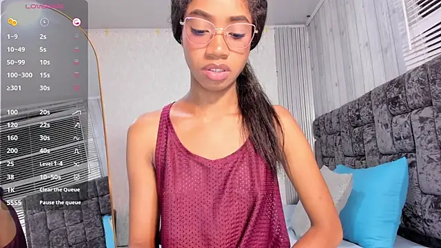 Brizza H033 online show from April 21, 10:01 pm