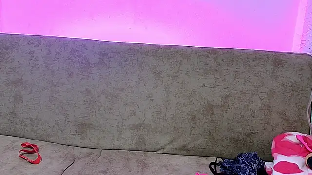 Nahomi rous777 online show from March 7, 1:30 pm