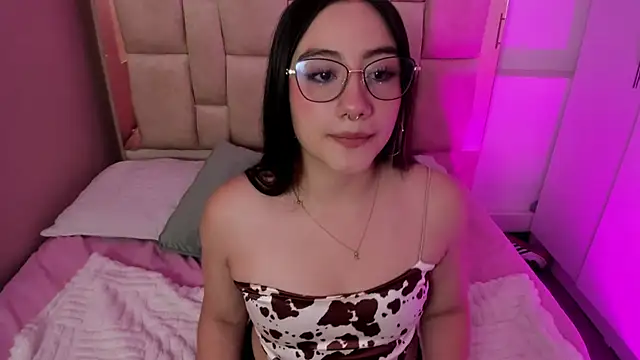 Nana  S online show from March 5, 3:35 am