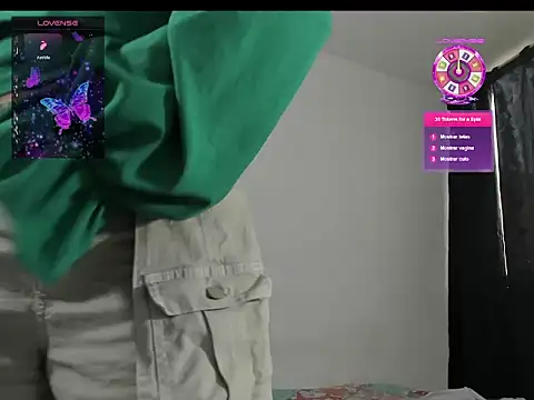 Snapshot of sweetCatallina chatting on March 29, 12:27 pm sweetCatallina online show from March 29, 12:27 pm
