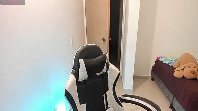 Asta YunoXXX online show from April 25, 5:10 am