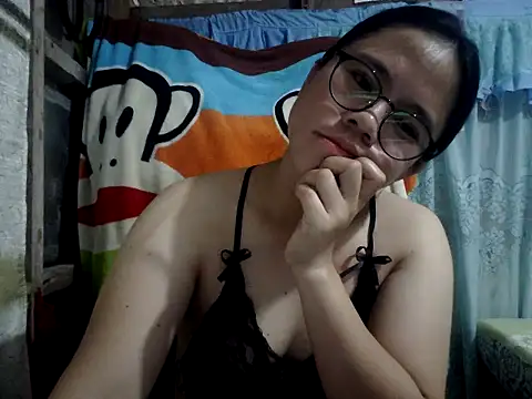 xxdreamgirl69 online show from April 23, 9:39 pm