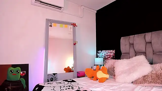 MeganFooster online show from February 20, 6:26 am