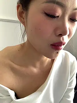 youyou-baby999 online show from March 11, 3:56 am