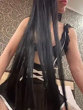 Sweet little gir online show from April 18, 7:07 pm