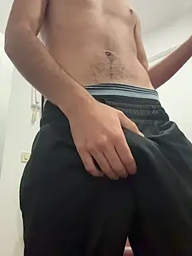 Davisuarez online show from April 8, 12:49 pm