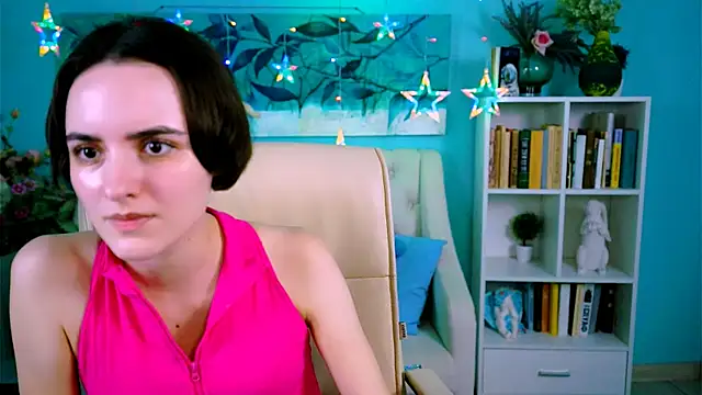 Snapshot of KateWillows chatting on November 28, 12:41 pm KateWillows online show from November 28, 12:41 pm