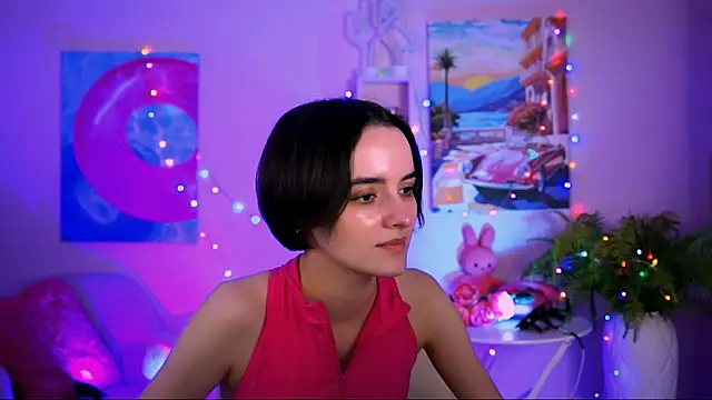 KateWillows online show from December 19, 4:19 am