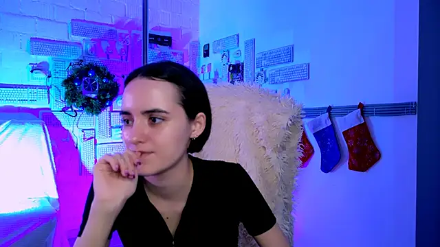 KateWillows online show from January 12, 4:29 am