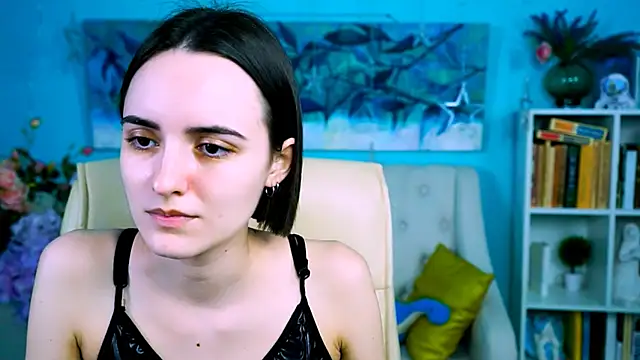 KateWillows online show from March 20, 4:39 am