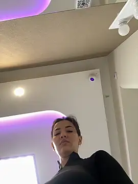 cordeliawow online show from March 7, 5:04 am