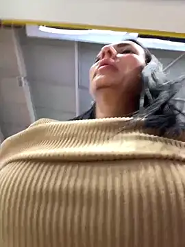 SofhiaTaylor online show from February 9, 7:40 pm