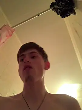 FreeRich online show from December 16, 3:28 pm