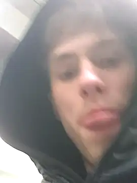 FreeRich online show from December 19, 4:14 pm