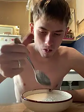 FreeRich online show from January 11, 4:06 am