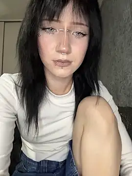 Snapshot of kcortnix chatting on December 14, 9:19 pm kcortnix online show from December 14, 9:19 pm