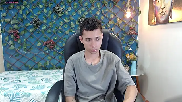 LucassSmith11 online show from April 20, 7:04 pm