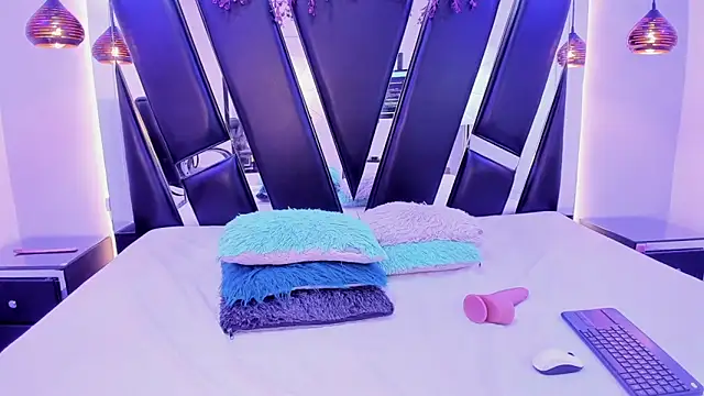 MHONIKBELUCCI online show from April 11, 10:14 pm