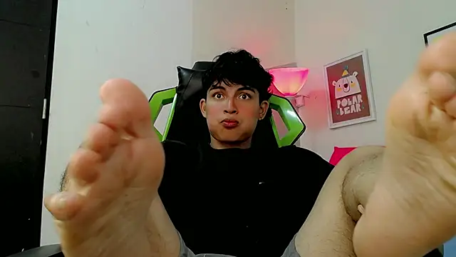 Green XoX online show from December 1, 8:58 pm