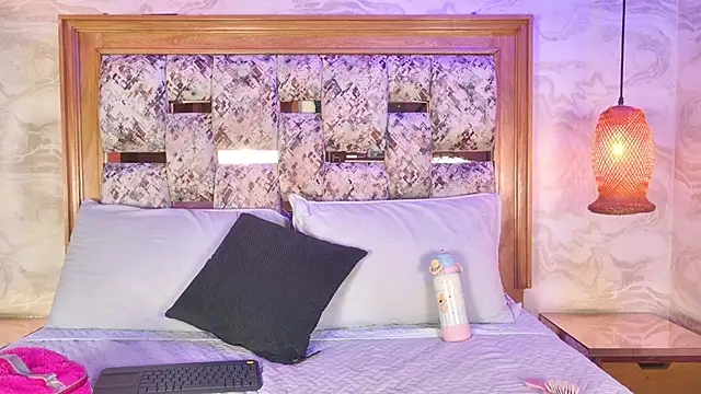 emily dempsey online show from March 26, 7:08 pm