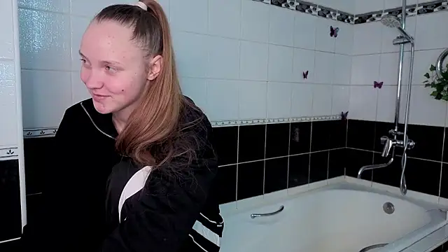 BibiStapler online show from March 5, 8:16 pm