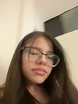 omifresita online show from July 2, 10:27 pm