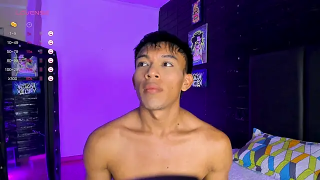 santinaughty online show from January 9, 12:13 am