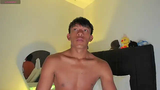 santinaughty online show from April 24, 12:35 am