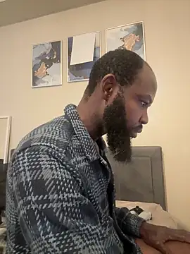 Snapshot of smartfuck777 chatting on March 6, 11:50 am smartfuck777 online show from March 6, 11:50 am