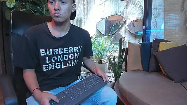 isaac grimm online show from April 18, 6:56 pm