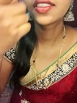 Snapshot of kannada_siri123 chatting on May 17, 6:26 pm kannada siri123 online show from May 17, 6:26 pm