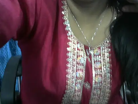 Snapshot of NIDHI-23 chatting on December 4, 6:49 pm NIDHI-23 online show from December 4, 6:49 pm