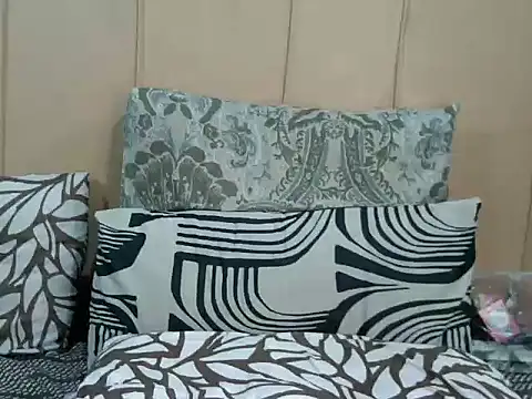 naughty horny bitch online show from March 4, 6:47 pm