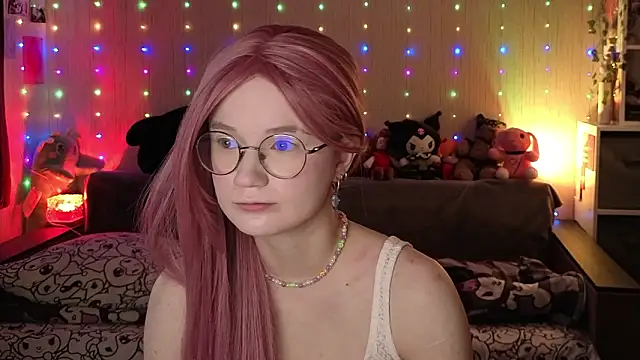 Kitty smalltits online show from March 4, 6:08 am