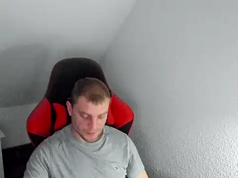 ladny92 online show from March 11, 5:13 am