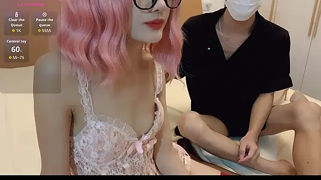 Snapshot of ikiu-88 chatting on December 4, 11:35 pm ikiu-88 online show from December 4, 11:35 pm