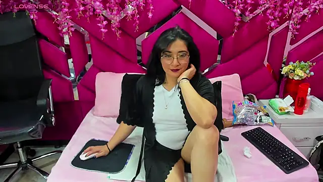 Alexa Sanz online show from January 31, 8:07 pm