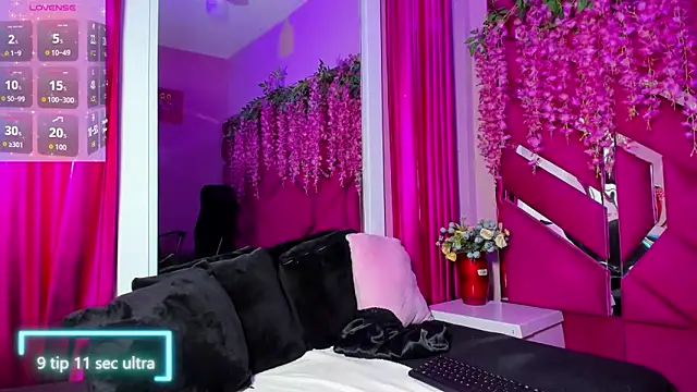 Alexa Sanz online show from March 13, 8:37 pm