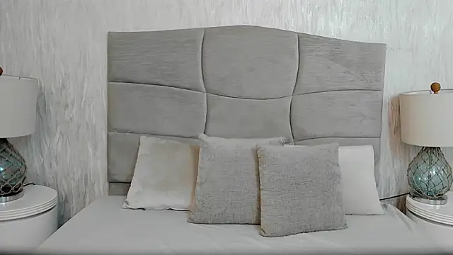 Naomii BDSM online show from February 21, 1:12 pm