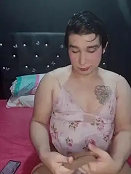 Snapshot of sissy-lover chatting on December 14, 7:40 pm sissy-lover online show from December 14, 7:40 pm