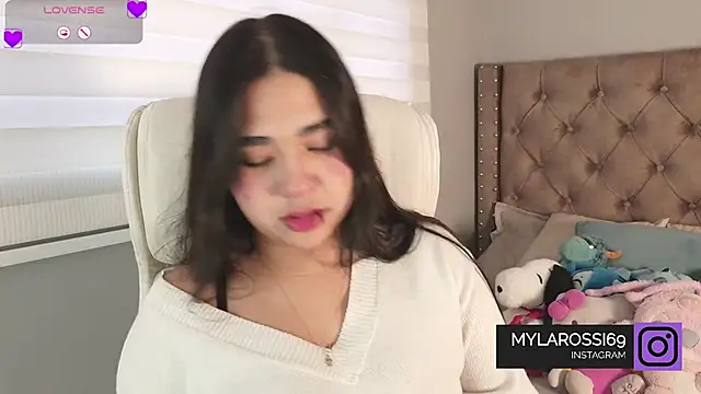 Mylarossi online show from May 21, 5:53 pm