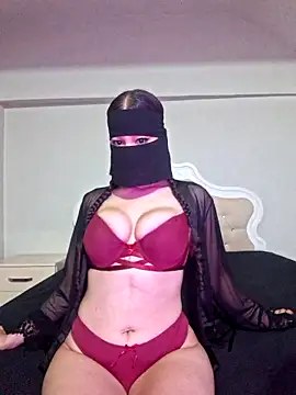 Snapshot of deva-sexy chatting on June 19, 4:55 pm deva-sexy online show from June 19, 4:55 pm