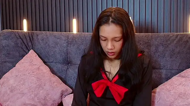 brunette candyy  online show from March 30, 1:45 pm