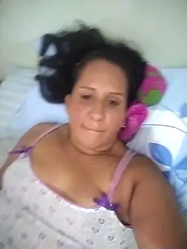 NenaCarters online show from December 4, 6:49 pm