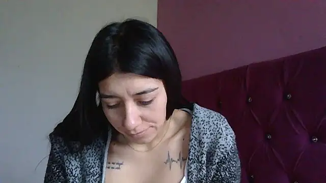 TaylorLove- online show from December 20, 11:50 am