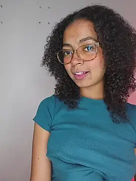 Snapshot of __VioletaHeaven__ chatting on April 28, 11:26 am VioletaHeaven online show from April 28, 11:26 am