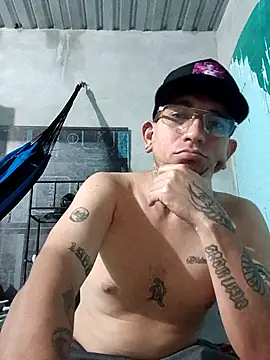 macarywillm online show from March 16, 4:18 am