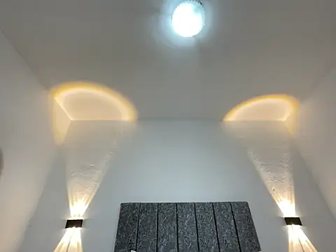 Mia Allenn online show from March 7, 12:24 pm