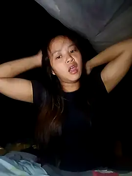 Snapshot of Pretty-haert chatting on December 4, 7:22 pm Pretty-haert online show from December 4, 7:22 pm