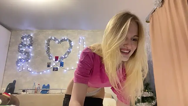 CelenFomes online show from December 3, 4:42 am